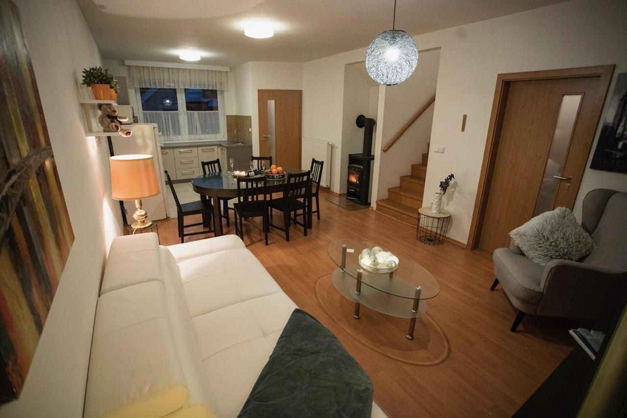 Hausfrymburk Βίλα Εξωτερικό φωτογραφία